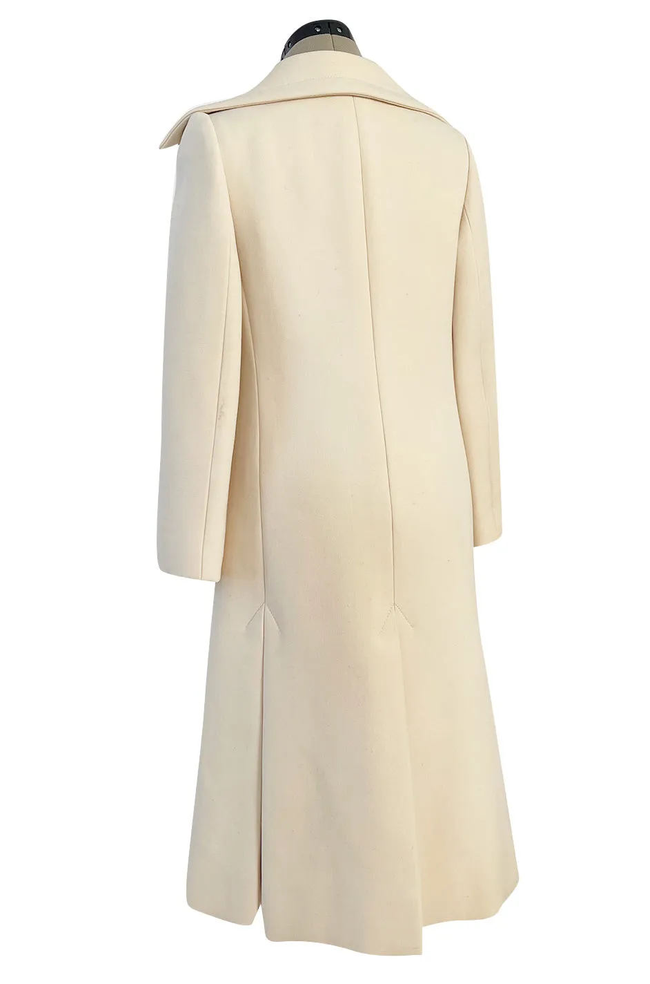 Fabulous 1960s Galanos Ivory Wool Tailored Coat w Front Pocket Detail & Arrow Stitched Seams