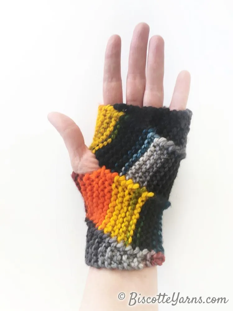 FREE Hat and wrist warmer pattern Flight of the phoenix