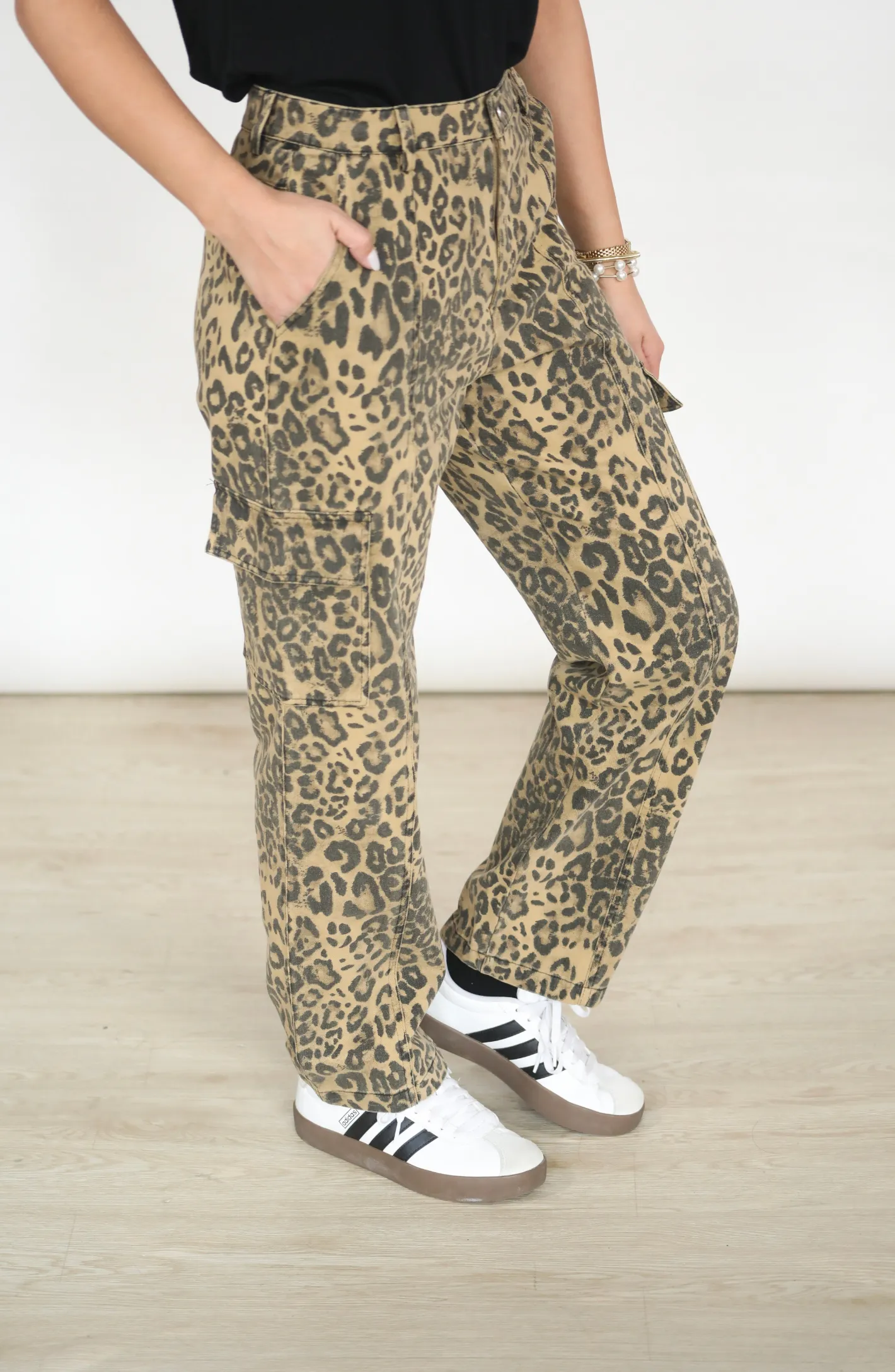 Had A Moment Leopard Cargo Pants