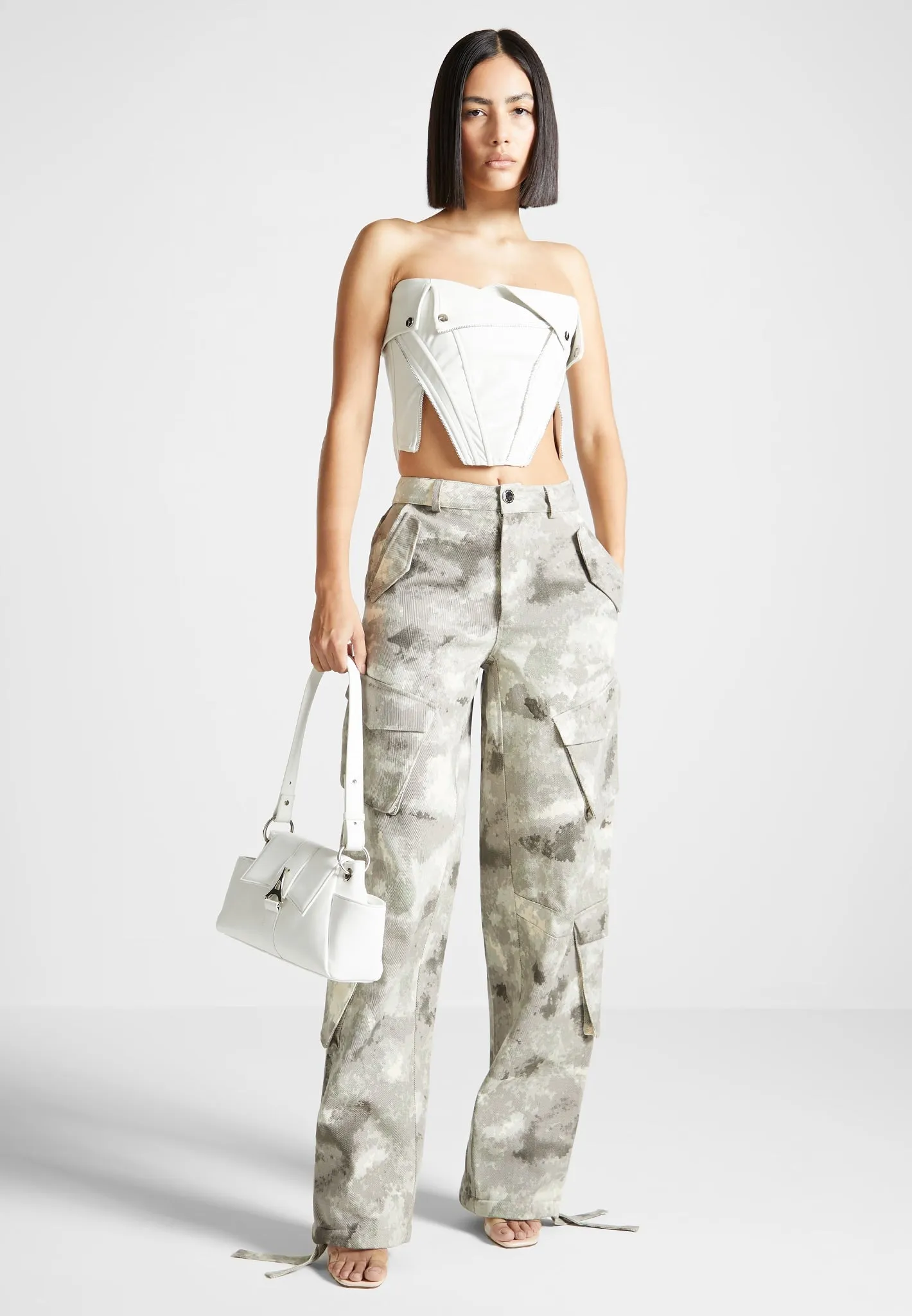 High Waisted Camo Cargo Pants - Grey