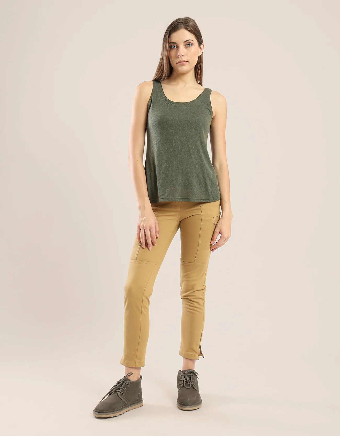 Slim cargo pants with side and back pockets