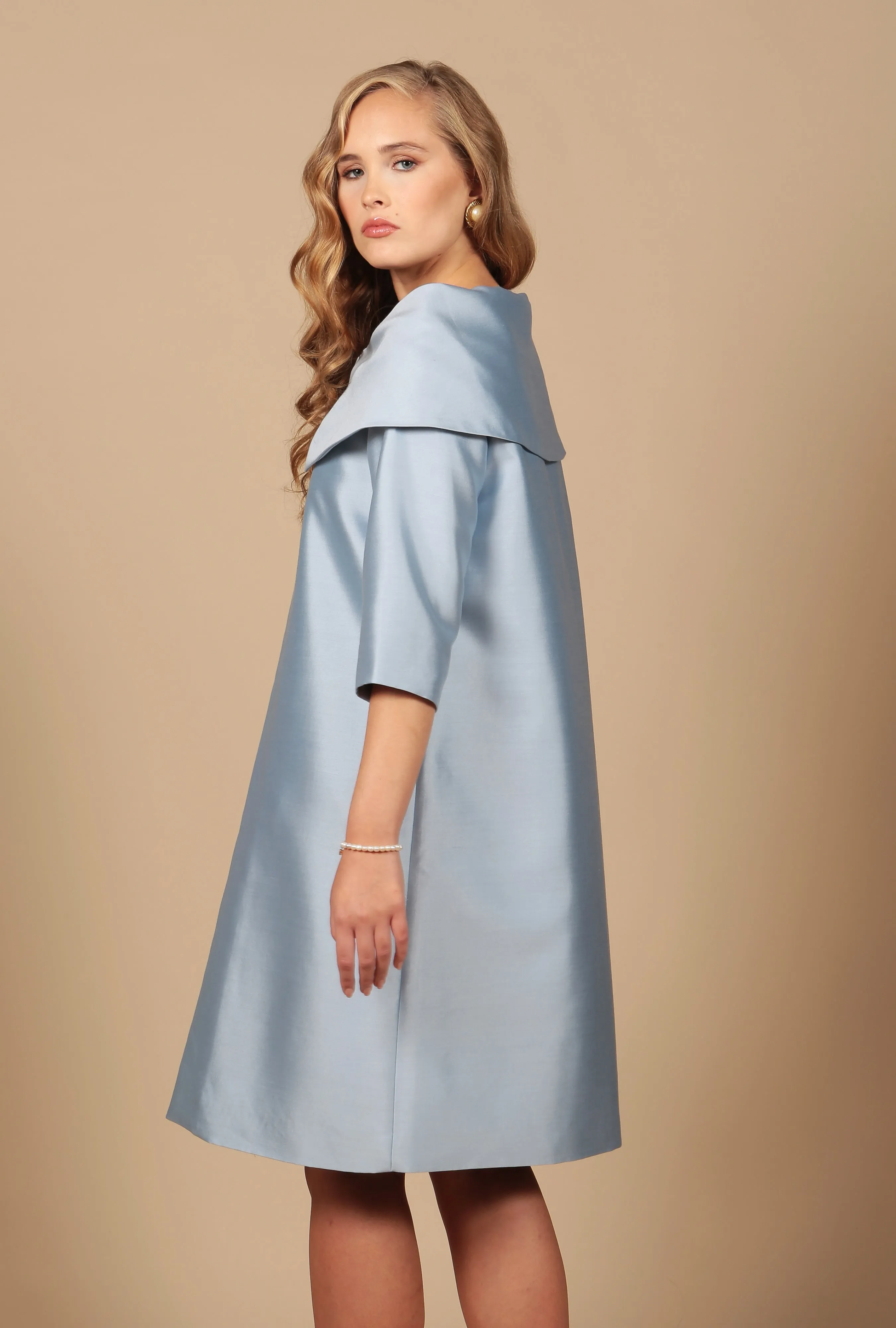 'Waldorf' Silk and Wool Dress Coat in Blu